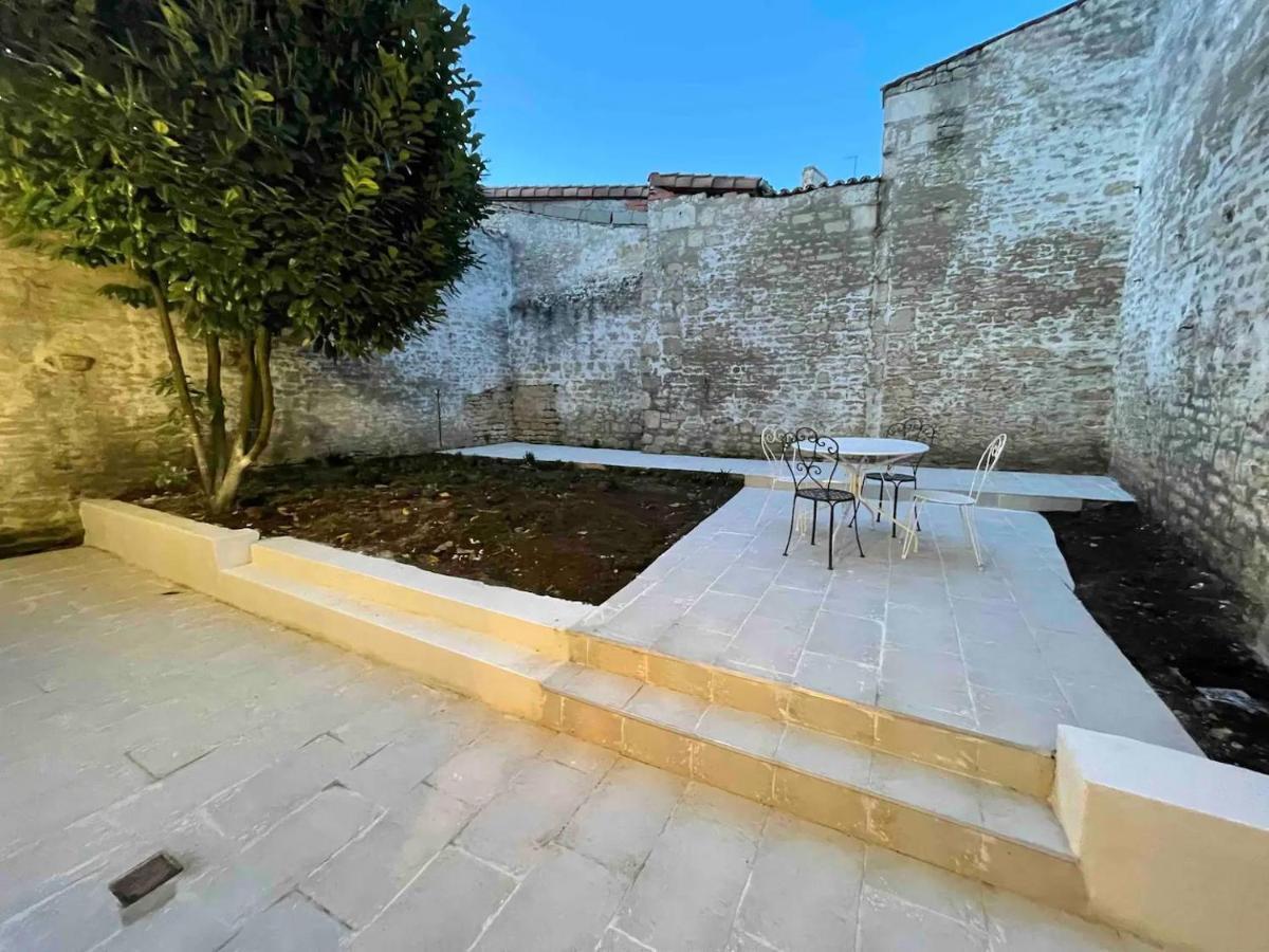 Le Jardin Niortais - Hyper centre, Jardin privé, WIFI haut-débit Esterno foto