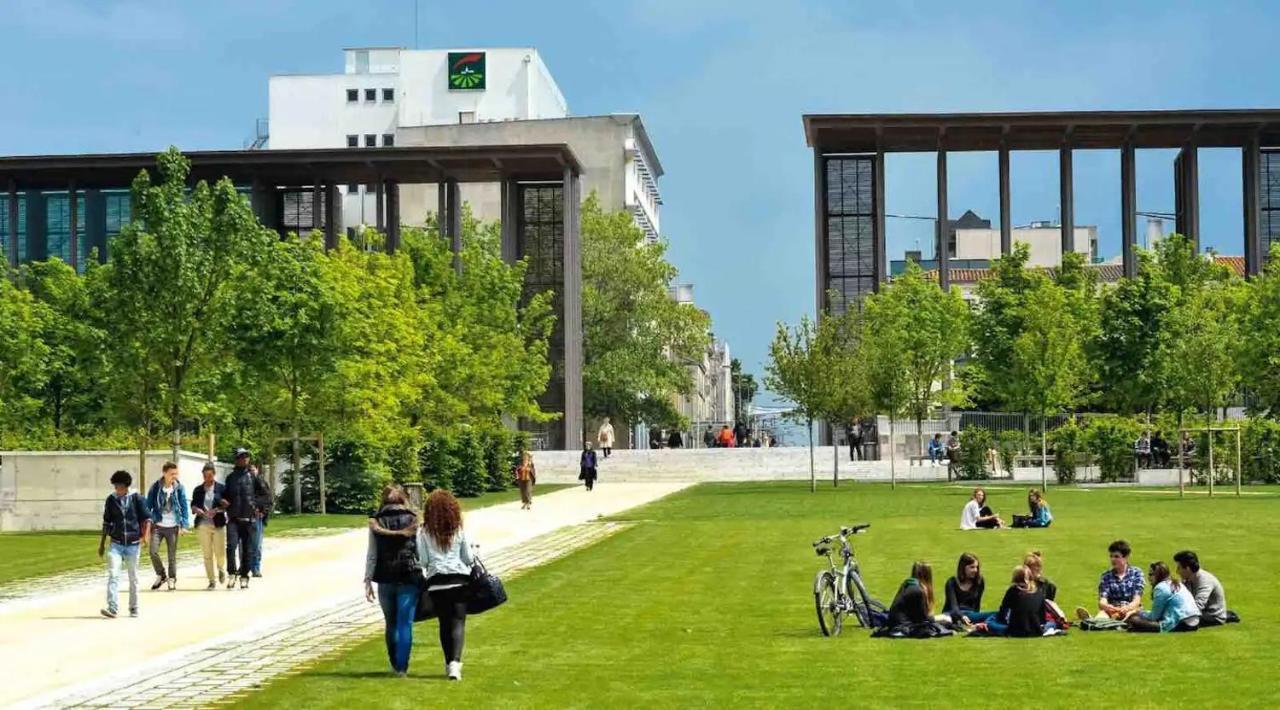 Le Jardin Niortais - Hyper centre, Jardin privé, WIFI haut-débit Esterno foto